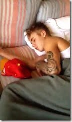 Justin Bieber brazil woman hotel sleeping pic