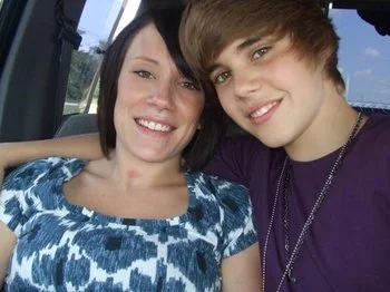 erin and justin bieber pic