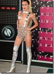 miley-cyrus-outfit-3