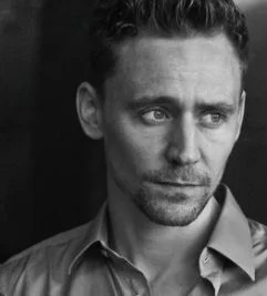 Tom Hiddleston girlfriend - Bio 2021 update