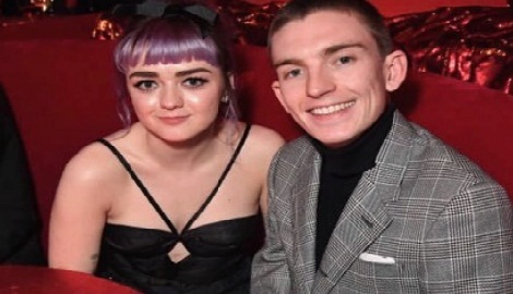 Hwang Hana 18 - Is Maisie Williams dating Bill Milner?